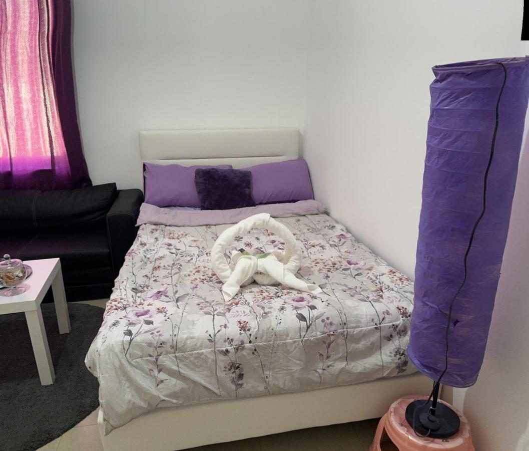The Purple Place Apartment Abu Dhabi Bagian luar foto