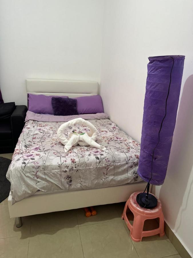 The Purple Place Apartment Abu Dhabi Bagian luar foto